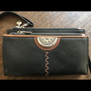 Brighton Crossbody wallet